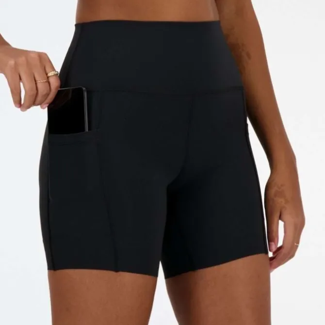 New Balance Laufshorts>Athletics 6 Inch Fitted High Rise Pkt Short Schwarz