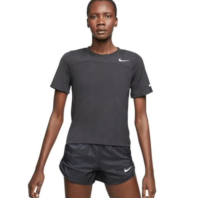 Nike Laufshirts>Icon Clash T-Shirt