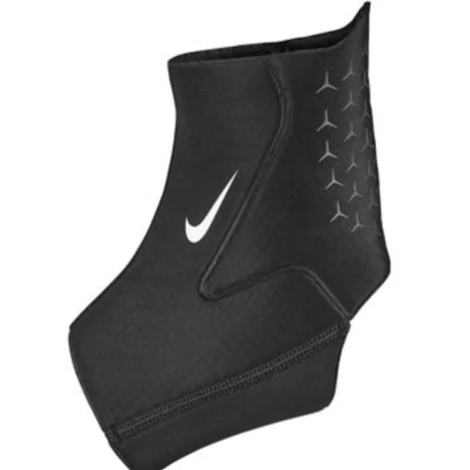 Nike Sportpflege Und Bandagen>Pro Ankle Sleeve 3.0 Schwarz