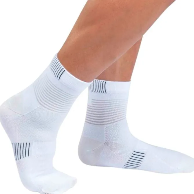 On Socken & Strümpfe | Laufsocken>Ultralight Mid Sock Weiß